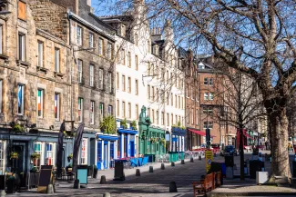 Businesses in Edinburgh Grassmarket buildings