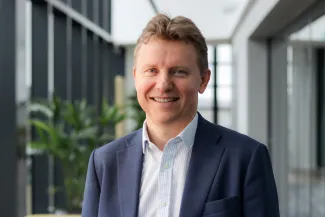 Headshot image of Patrick Bell